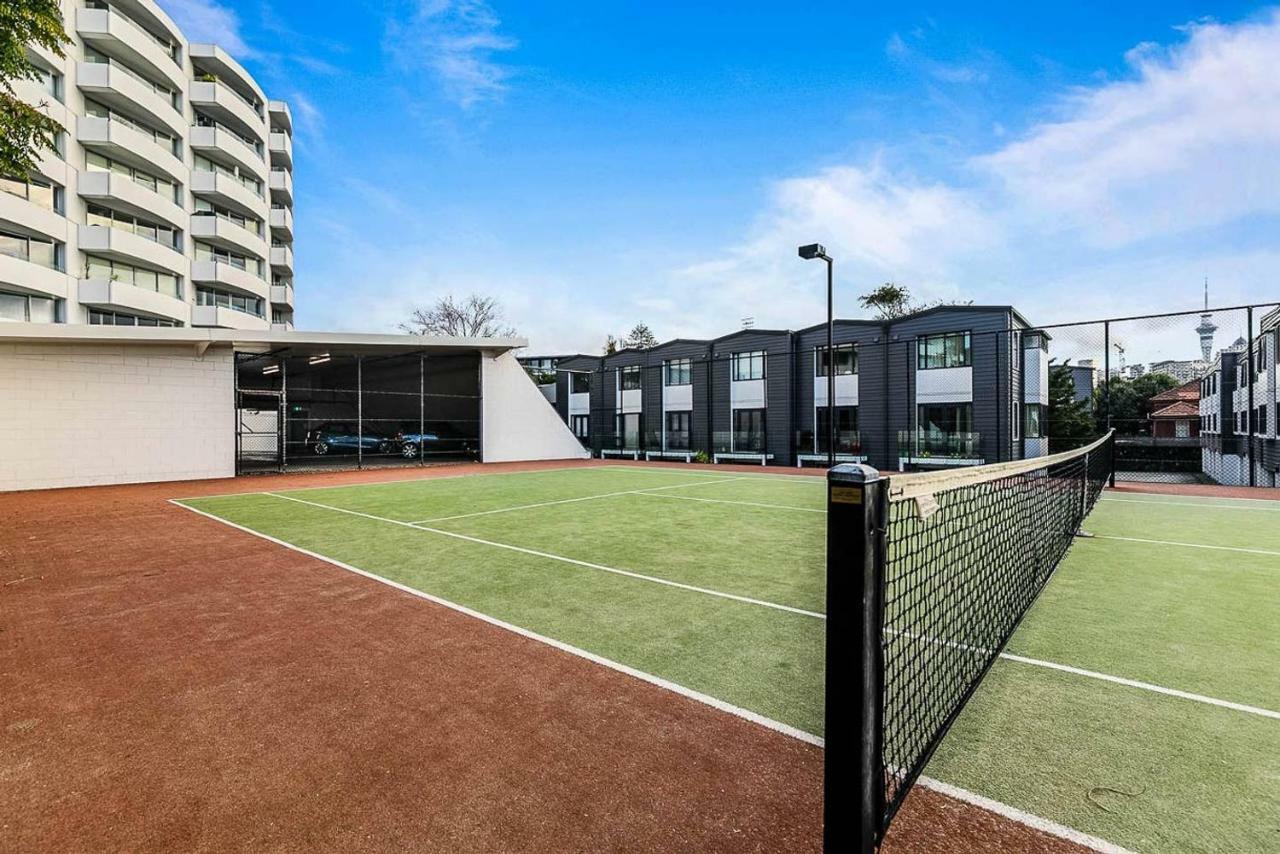 One Bedroom Apartment - Pool, Gym & Tennis Courts! Auckland Exterior foto